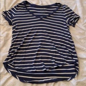 American eagle t shirt